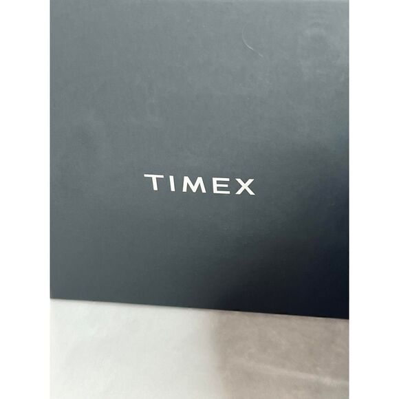 Timex Quartz Watch Stainless White/Gold NWOT - Picture 7 of 7